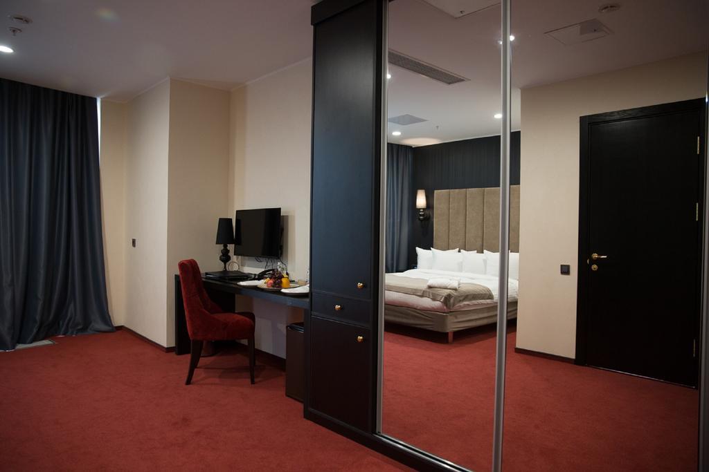 Maqan Hotel Almaty Luaran gambar