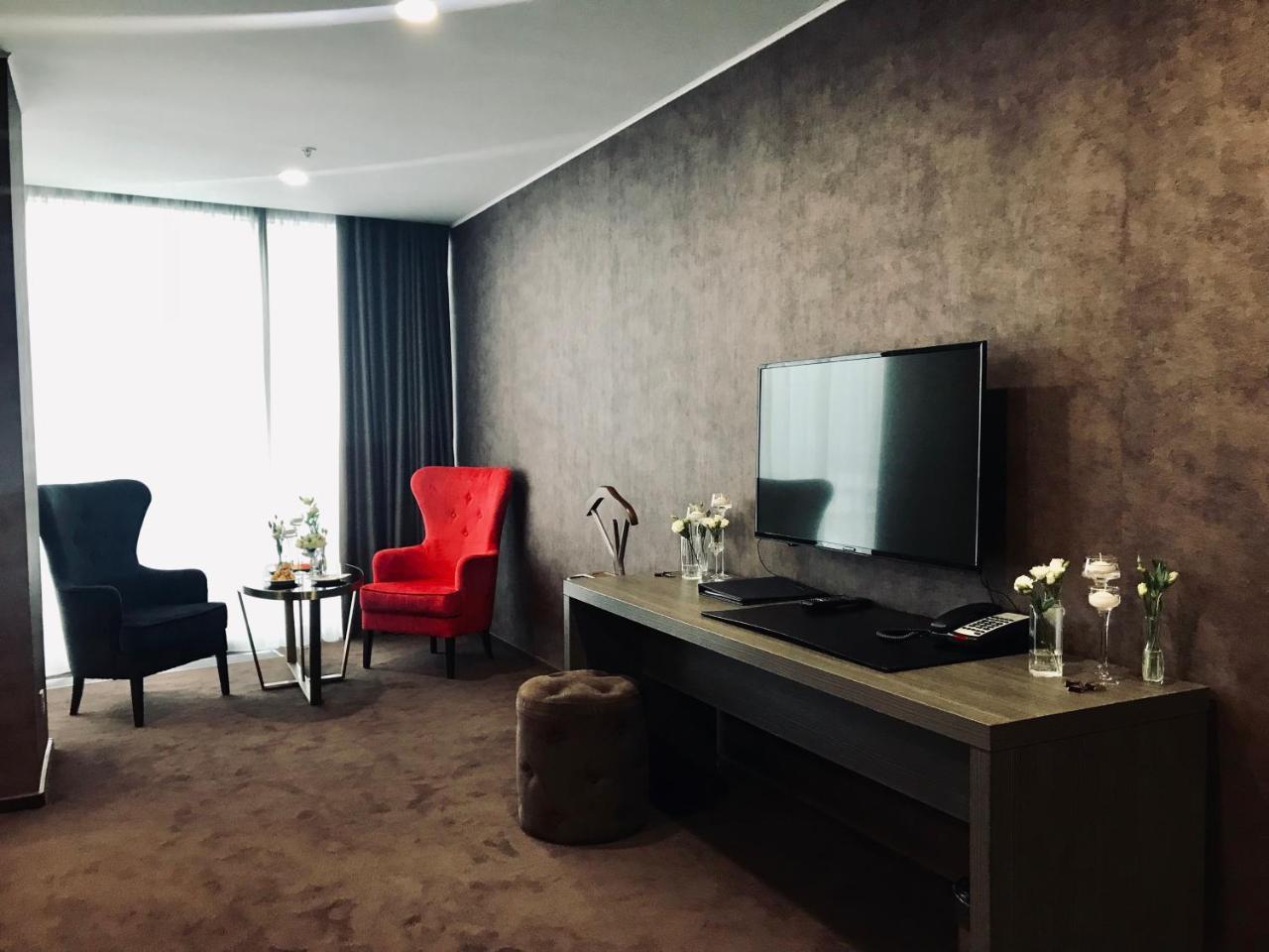 Maqan Hotel Almaty Luaran gambar