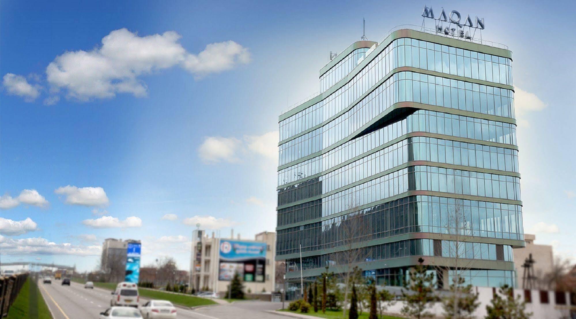 Maqan Hotel Almaty Luaran gambar