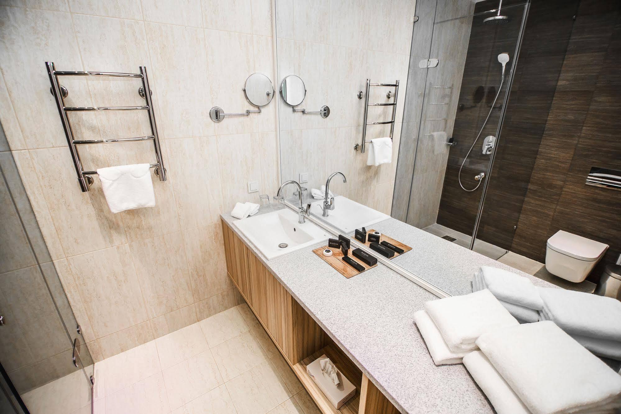 Maqan Hotel Almaty Luaran gambar